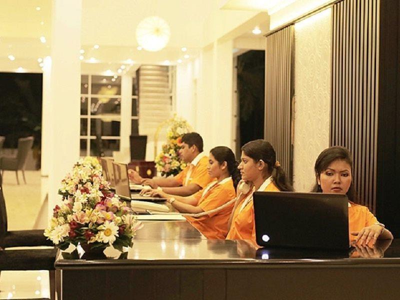 The Covanro Airport Hotel - Katunayake Gampaha Eksteriør bilde