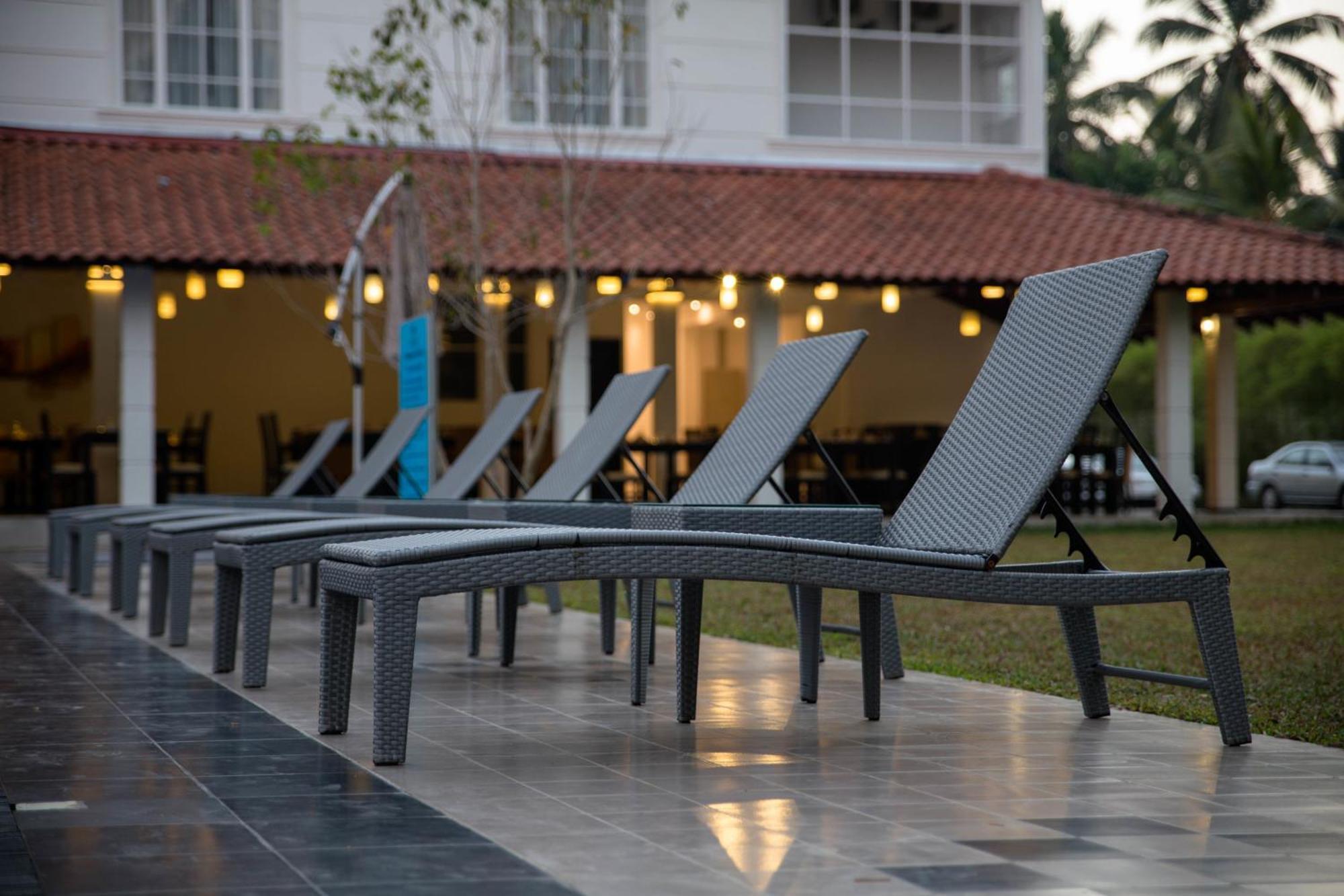 The Covanro Airport Hotel - Katunayake Gampaha Eksteriør bilde